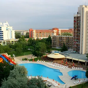 Отель Iskar & Aquapark Солнечный берег