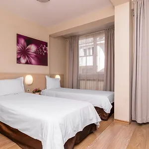 Hotel Family Madrid, Sofia